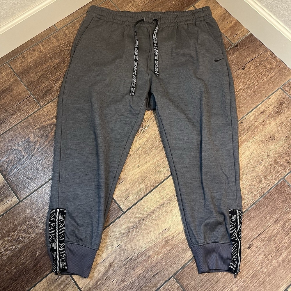 Nike Therma FIT Joggers Size L XL Gray Logo Training Sweatpants Tapered Zipper